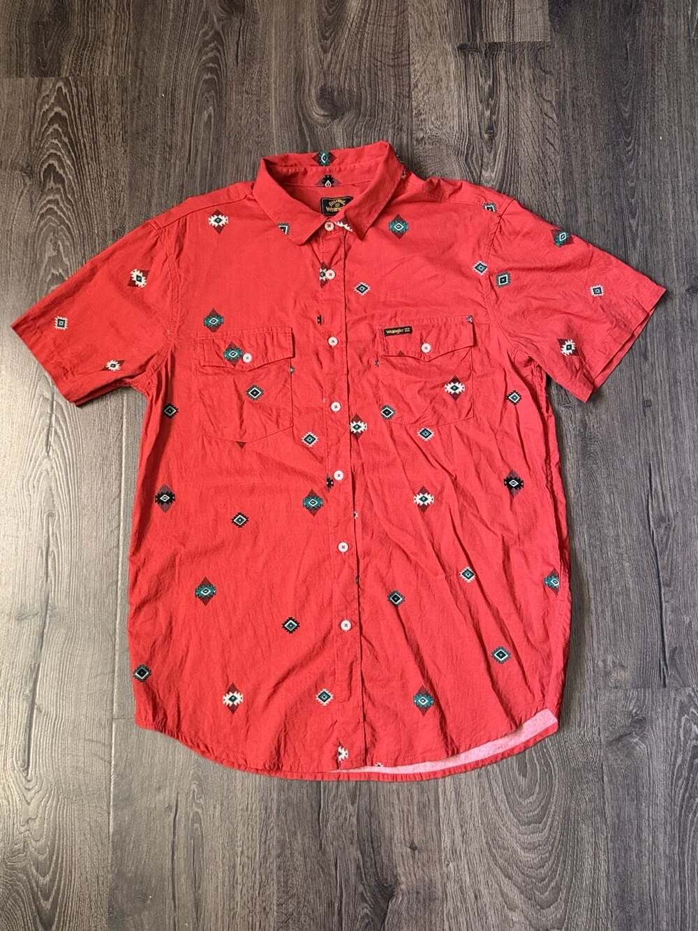 Billabong x Wrangler Southwestern Aztec Print Short Sleeve Button Down Shirt